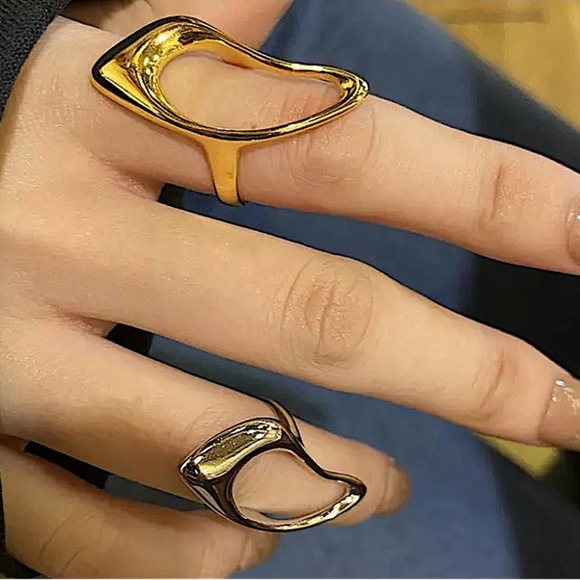 Irregular Hollow Out Gold Plated Ring - Picture 6 of 6